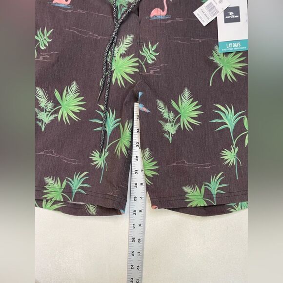 Rip Curl Lay Days Side Pockets BoardShorts Shorts Men Size 28 Multicolor NWT - Picture 8 of 8